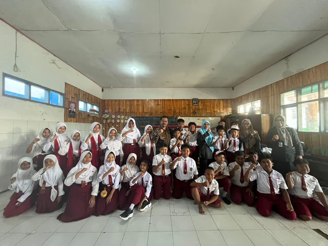 KUNJUNGAN PENGAWAS